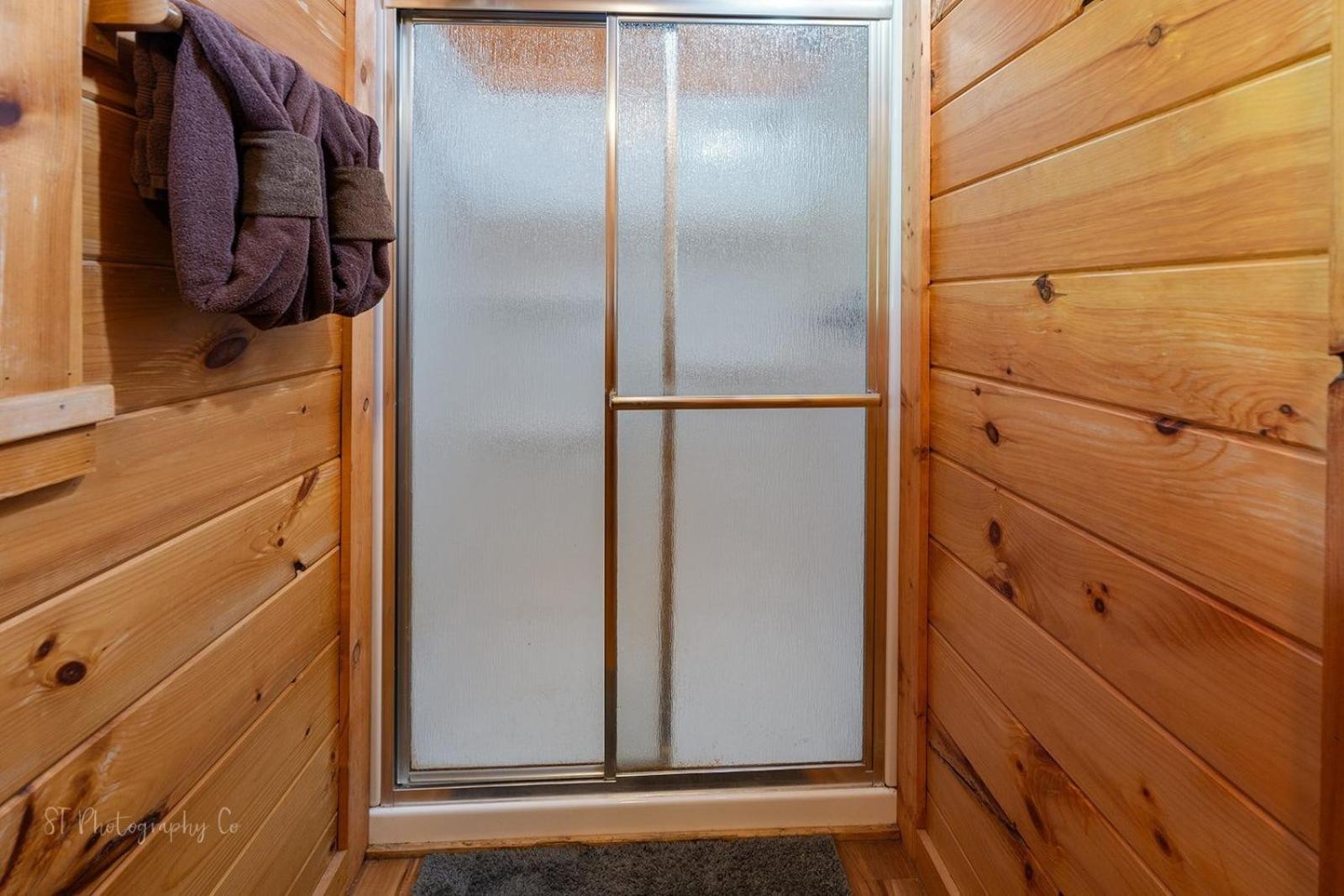 Hibernation Station Cabin Sevierville Exterior photo